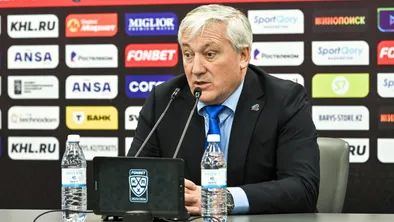 Без дисциплины, вратарской игры и характера: Кравец — о провале «Барыса»