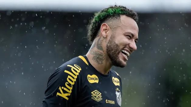 Неймар снова в игре: успешная операция меняет его перспективы в сборной