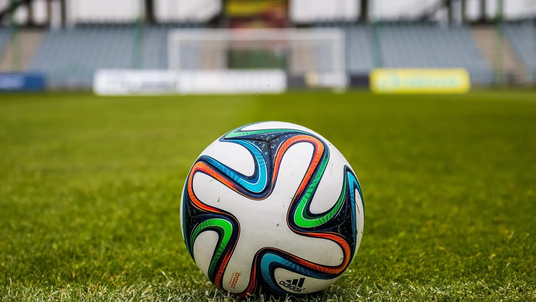 ФИФА нашла способ решать самый спорный момент в футболе фото на sportnews.kz от 23 декабря 2025 12:16