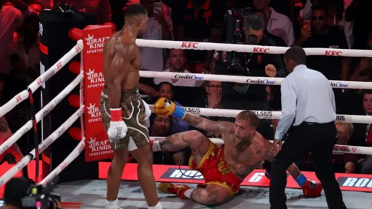 Jake Paul vs Anthony Joshua фото на sportnews.kz от 24 декабря 2025 11:51