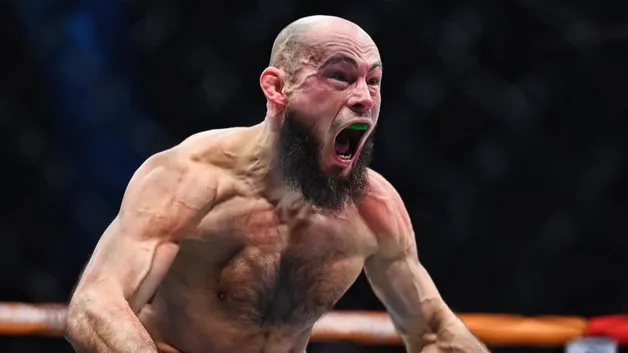 Непобежденный вне UFC: почему лига рассталась с Ринатом Фахретдиновым