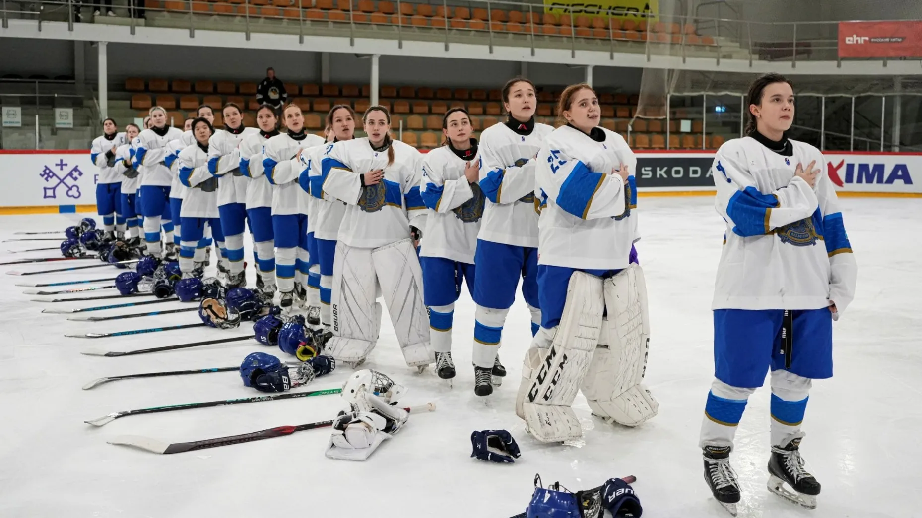 Казахстанские хоккеистки готовятся к мировому первенству в Турции фото на sportnews.kz от 25 декабря 2025 16:22