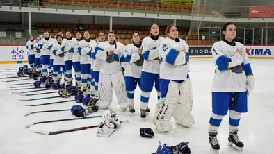 Казахстанские хоккеистки готовятся к мировому первенству в Турции