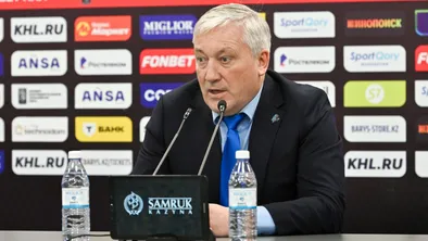 Безразличных в команде нет: тренер призвал не отворачиваться от «Барыса» после неудач