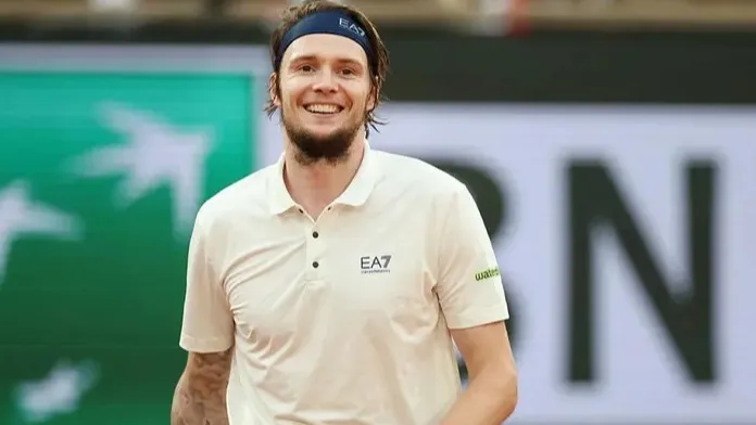 Слова, за которые было неловко: какой эпизод до сих пор вспоминает Александр Бублик  фото на sportnews.kz от 26 декабря 2025 11:47