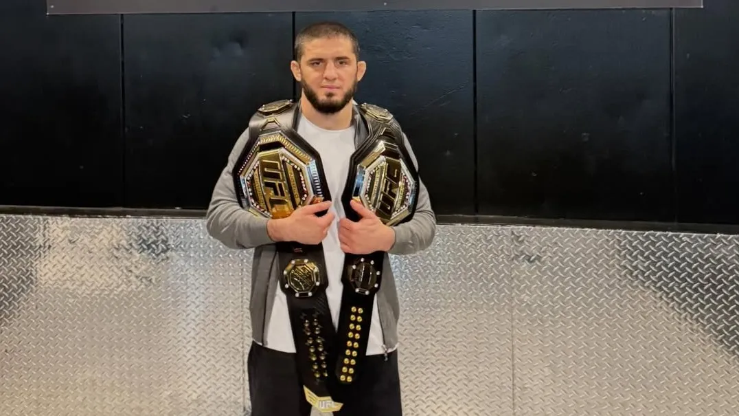 Ислам Махачев фото на sportnews.kz от 29 декабря 2025 08:45