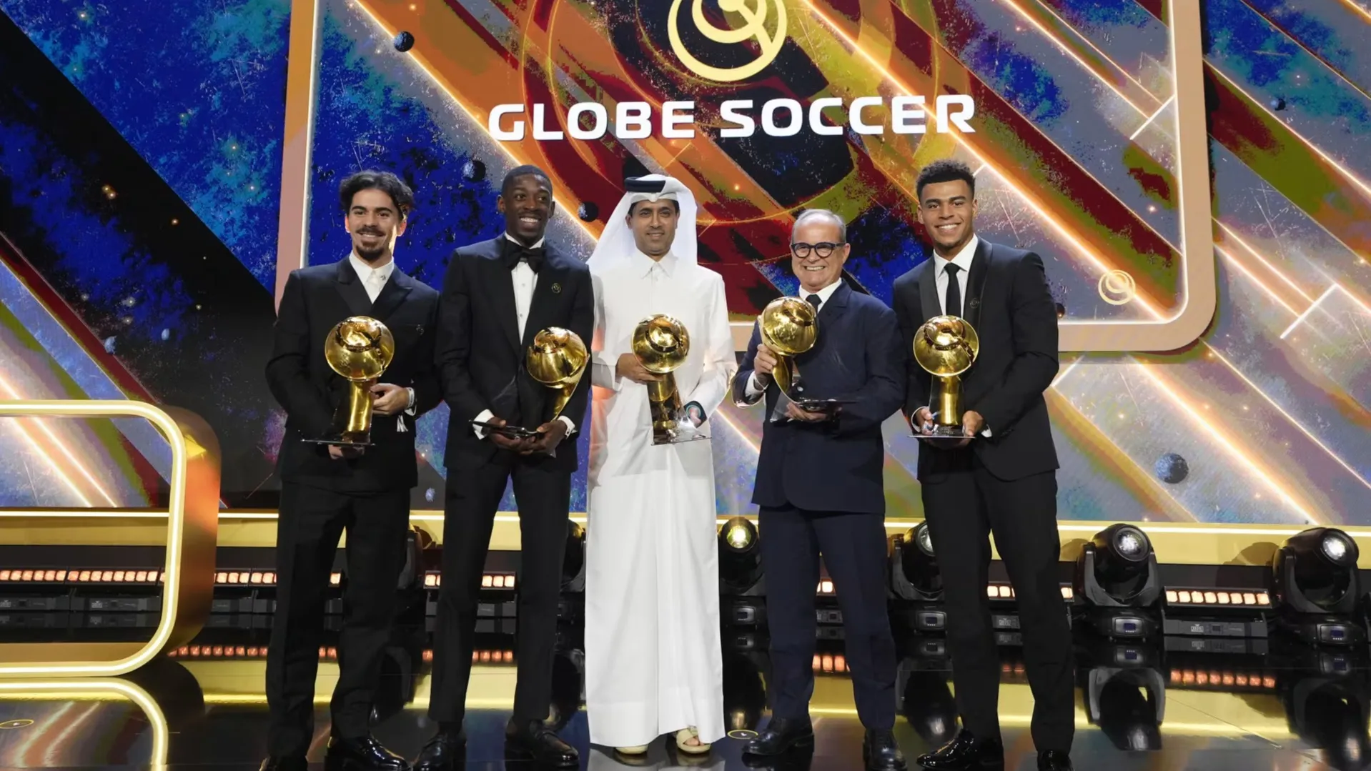 Игроки ПСЖ Дембеле, Витинья и Дуэ фото на sportnews.kz от 29 декабря 2025 12:10