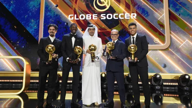 Игроки ПСЖ Дембеле, Витинья и Дуэ