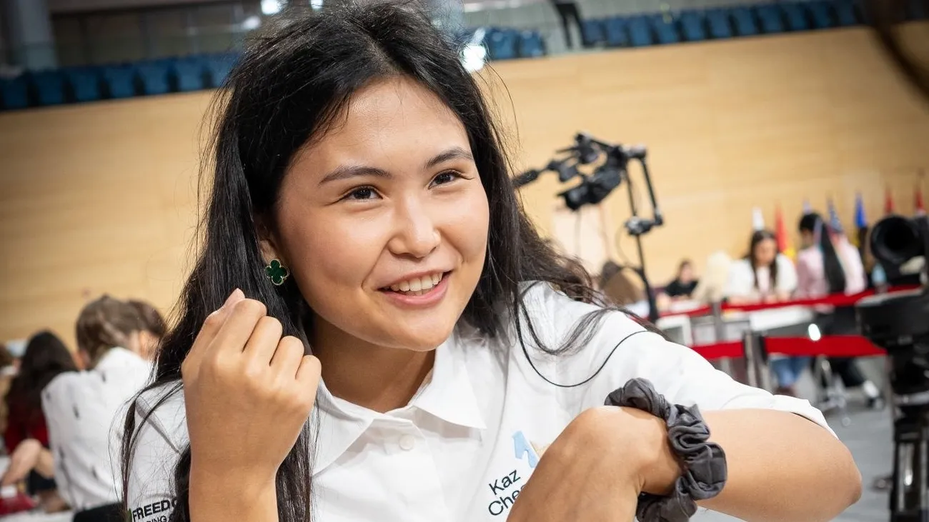 Третье золото и путевка к претенденткам: как Асаубаева снова стала чемпионкой мира фото на sportnews.kz от 31 декабря 2025 08:49