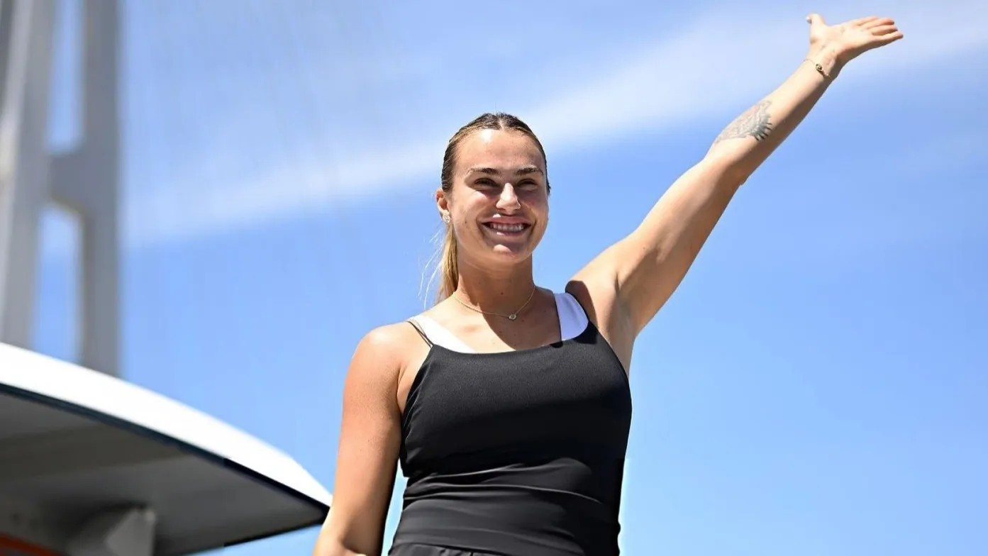 Арина Соболенко начала год с разгрома: быстрый матч в Брисбене фото на sportnews.kz от 06 января 2026 13:49