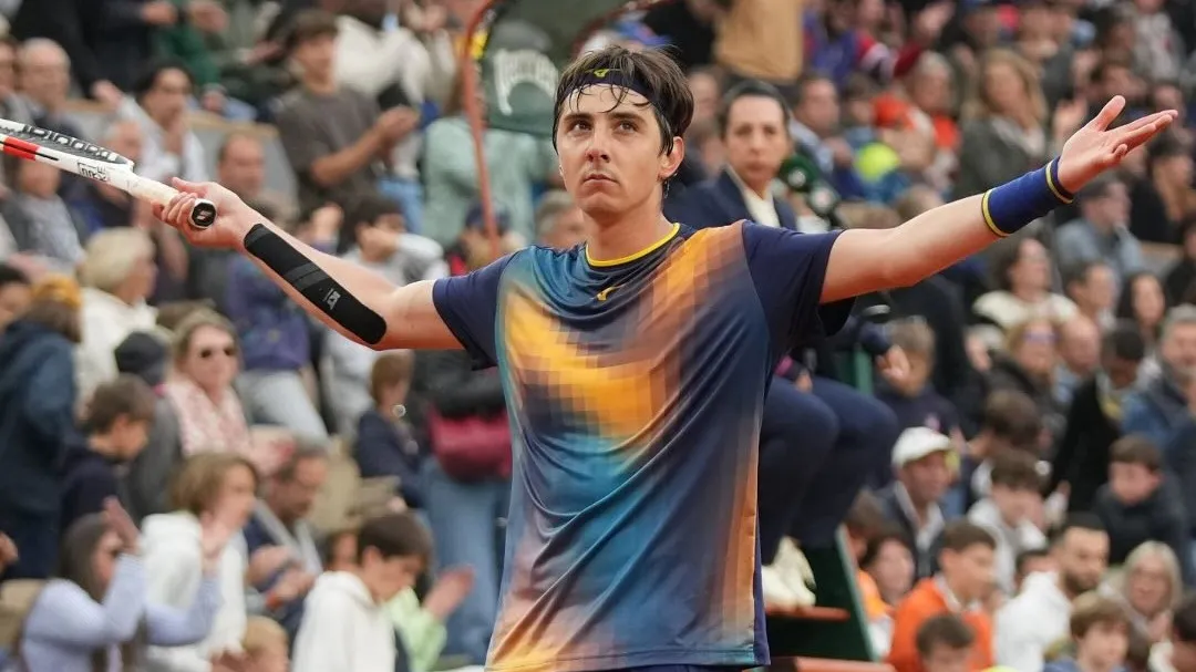 Казахстанский теннисист Александр Шевченко на турнире ATP-250 фото на sportnews.kz от 15 января 2026 13:31