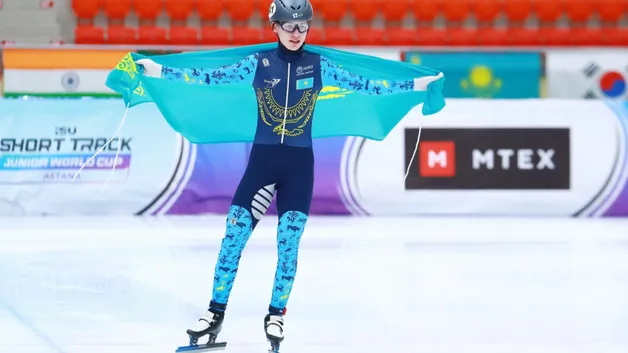 Восемь спортсменов представят Казахстан на юниорском ЧМ по шорт-треку в США