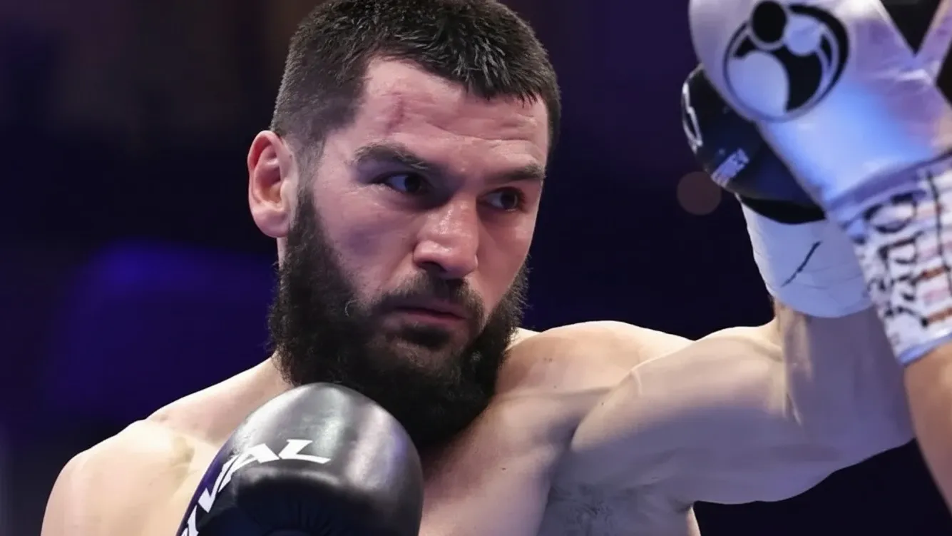 Новый бой Артура Бетербиева официально объявлен: кто стал соперником фото на sportnews.kz от 06 августа 2025 13:22