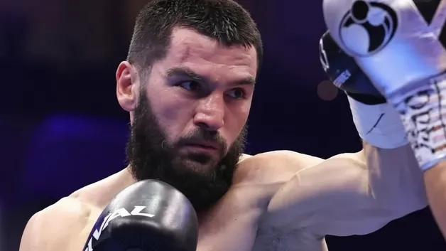 Новый бой Артура Бетербиева официально объявлен: кто стал соперником