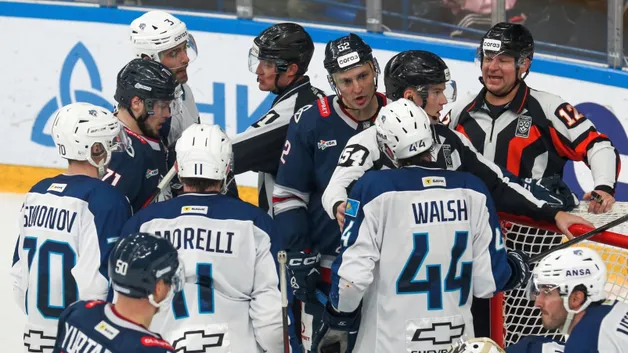 «Барыс» уехал на ключевой выезд: названа заявка и расписание матчей