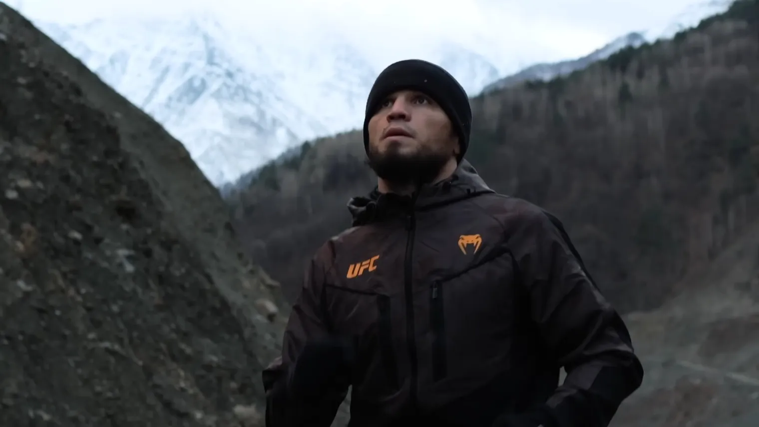 Умар Нурмагомедов на тренировочной базе перед боем UFC фото на sportnews.kz от 21 января 2026 14:06