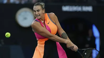 Арина Соболенко на корте Australian Open в Мельбурне