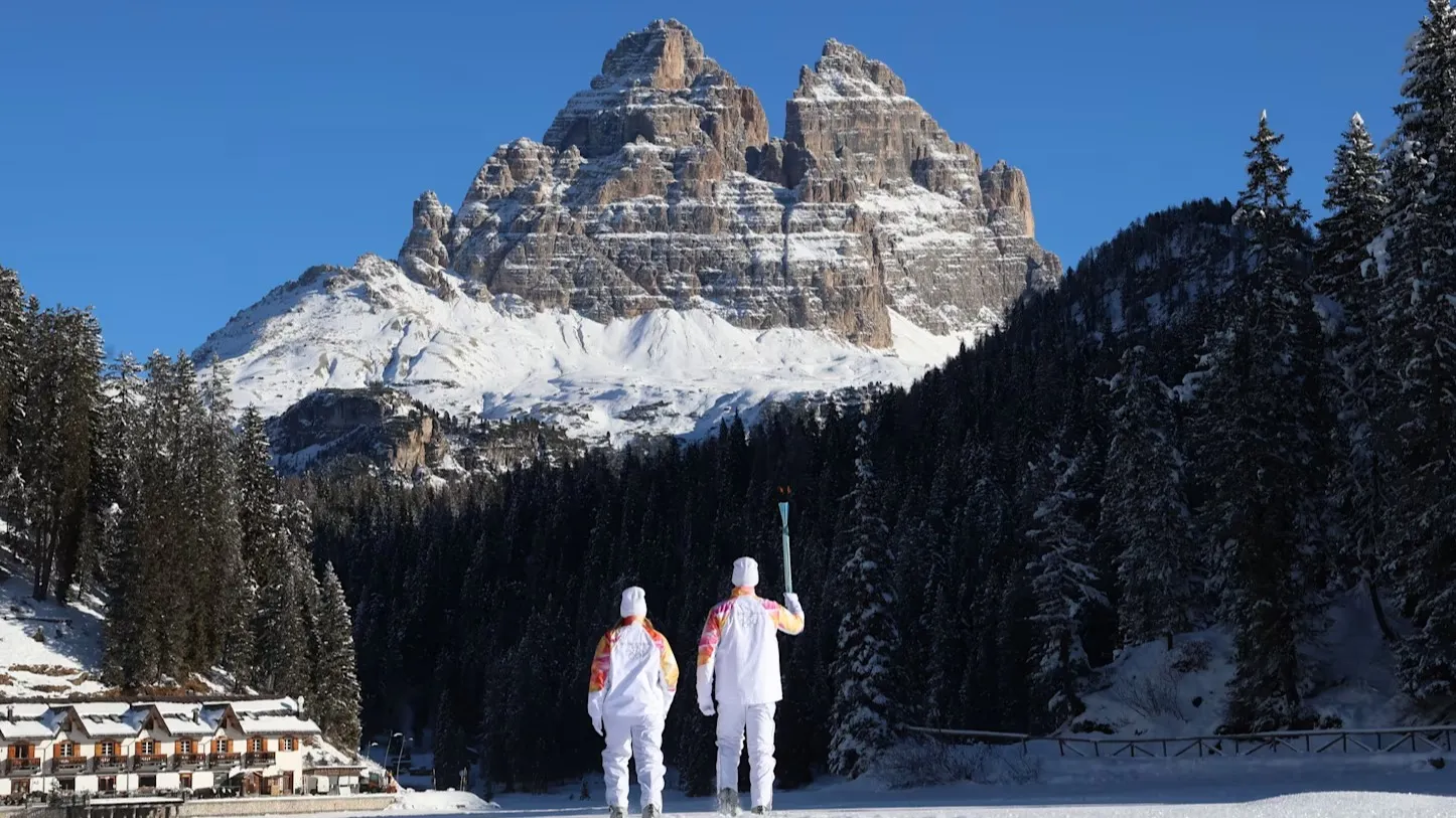 Олимпийский огонь в Больцано фото на sportnews.kz от 28 января 2026 11:01