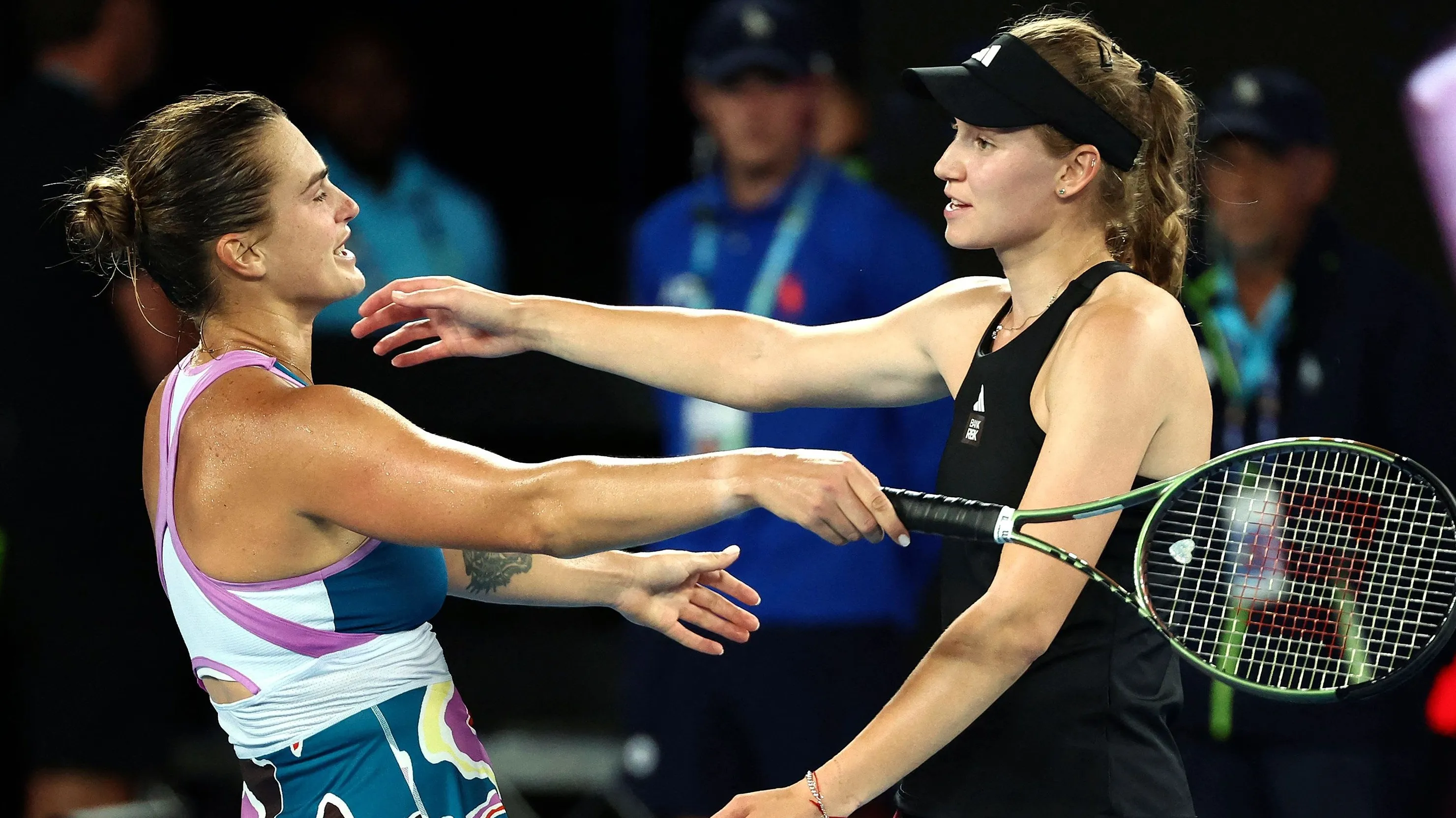 Финал Australian Open-2026: подача Рыбакиной против напора Соболенко фото на sportnews.kz от 30 января 2026 11:45