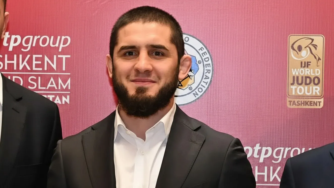 Ислам Махачев  фото на sportnews.kz от 02 апреля 2025 17:38