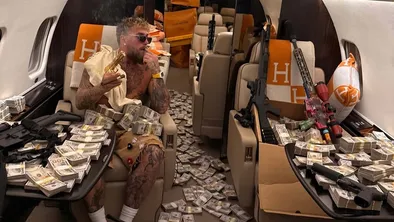 Джейк Пол демонстрирует доходы от боев и медиа