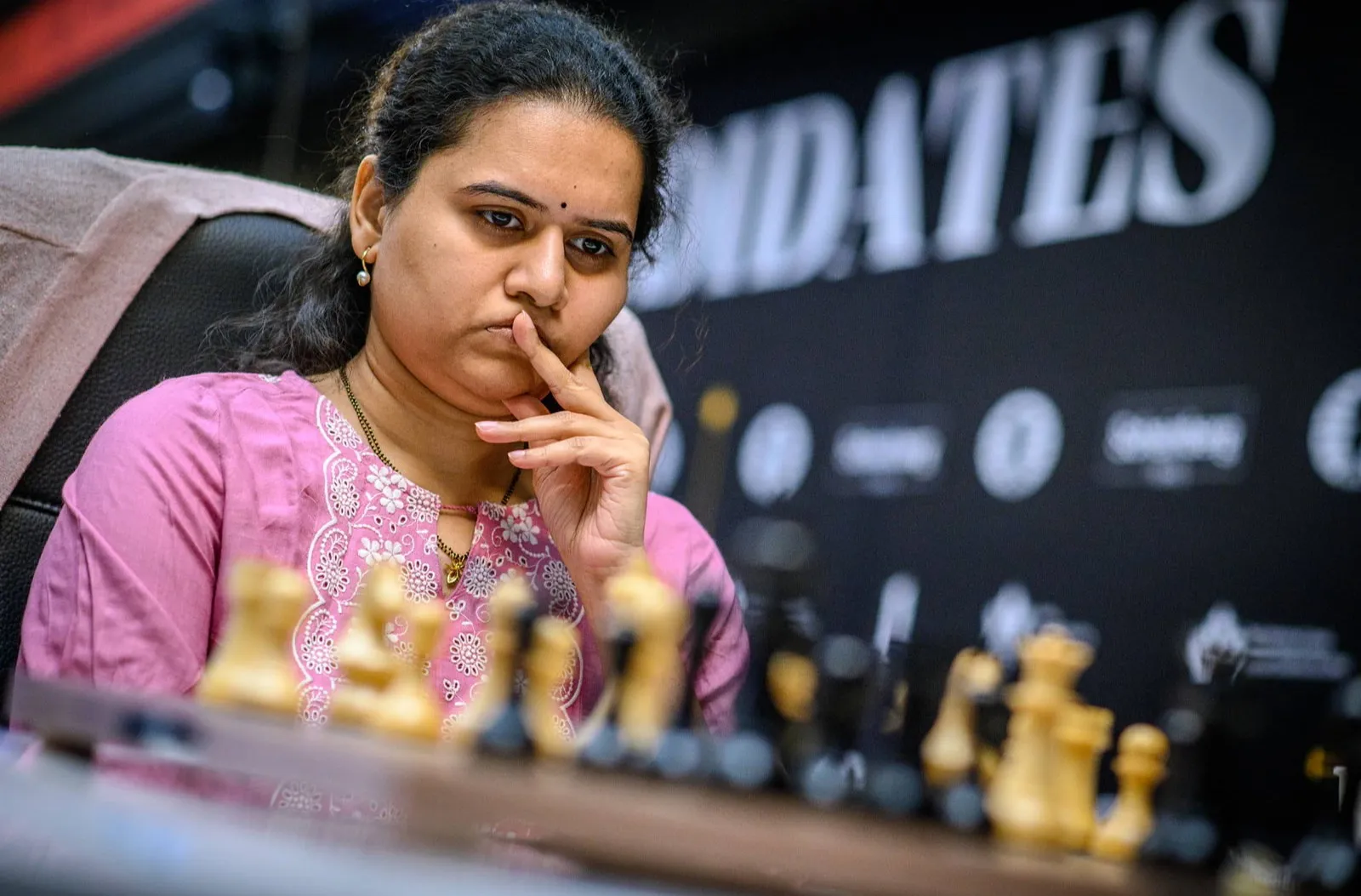 Хампи Конеру индийская шахматистка фото на sportnews.kz от 11 февраля 2026 17:14