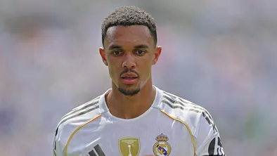 Шанс, который нельзя упустить: Трент снова в строю перед плей-офф ЛЧ