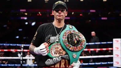 Топ-10 суперсреднего и полусреднего веса: кто поднялся, кто выбыл