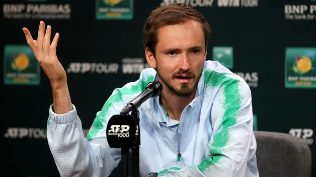 Даниил Медведев рассказал о 48-часовом пути на Индиан-Уэллс из Дубая