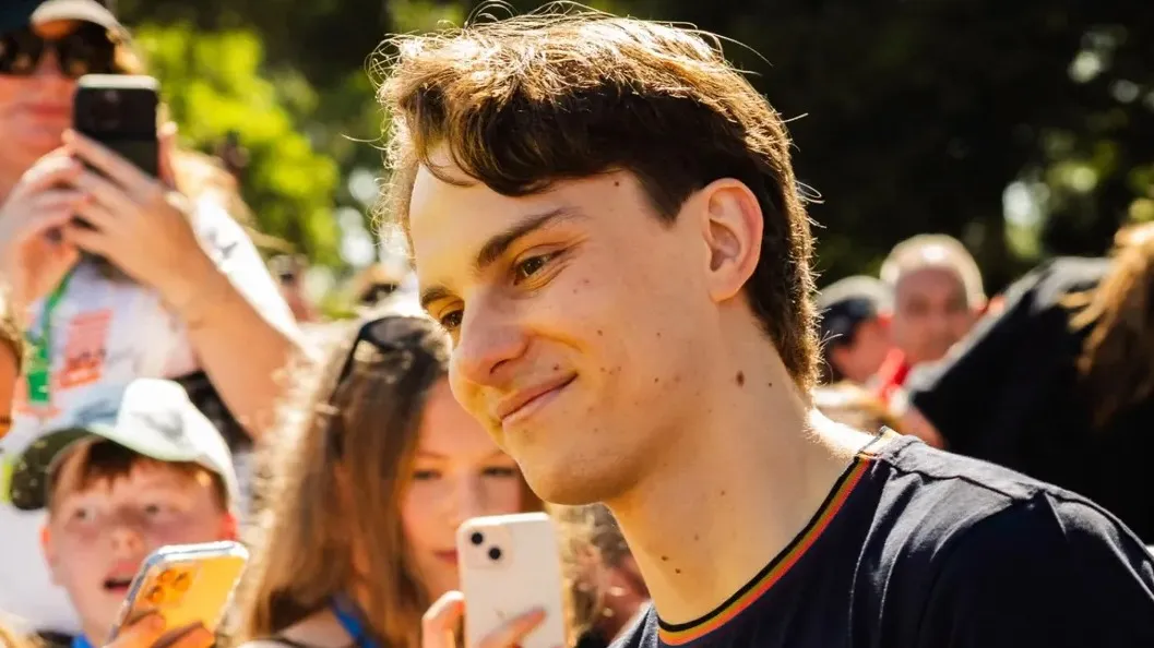 Первый день сезона «Формулы-1» завершился сенсацией: как Пиастри опередил звезд чемпионата фото на sportnews.kz от 06 марта 2026 15:41