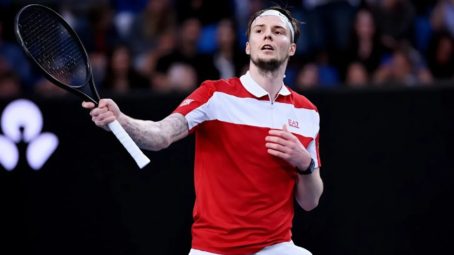 Бублик сенсационно проиграл, Данилина идет дальше, Андреева послала зрителей: новости тенниса фото на sportnews.kz от 10 марта 2026 08:37