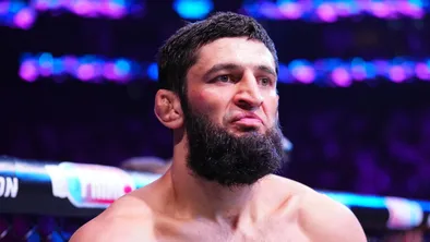 Необычная мотивация Чимаева перед UFC 328: зачем он платит за удушающие приемы