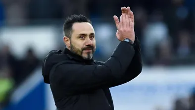 Де Дзерби принял кризисный «Тоттенхэм»: сможет ли новый тренер изменить ход сезона