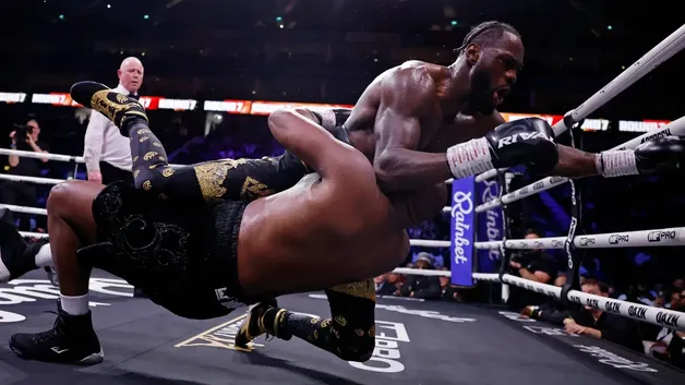 Конец карьеры? Чисора уступил Уайлдеру в юбилейном бою