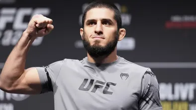 Ислам Махачев 