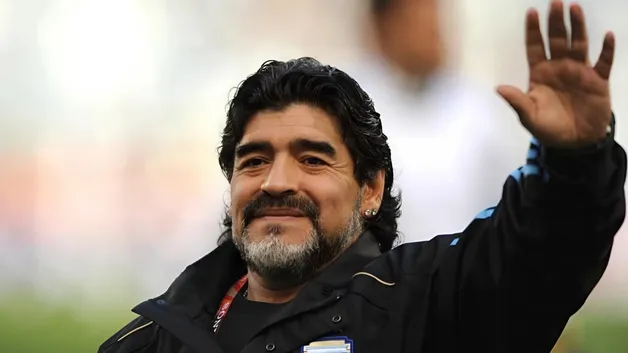 В Аргентине снова суд по делу Марадоны: кто ответит за смерть легенды