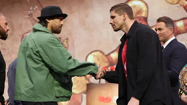 Усик против кикбоксера: почему чемпион WBC принял спорный вызов