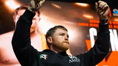 Мбилли претендует на бой с Альваресом: почему решение все еще не принято