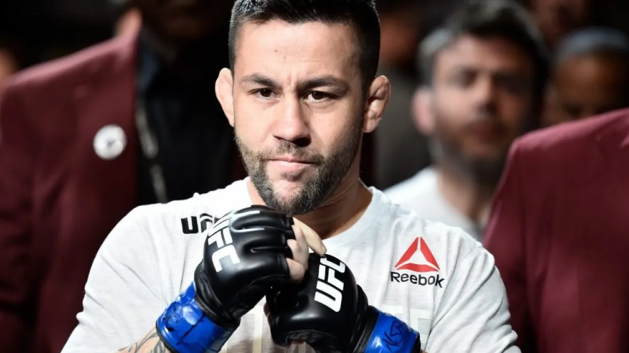 UFC провела чистку состава: почему организация рассталась сразу с двумя бойцами фото на sportnews.kz от 22 апреля 2026 14:39