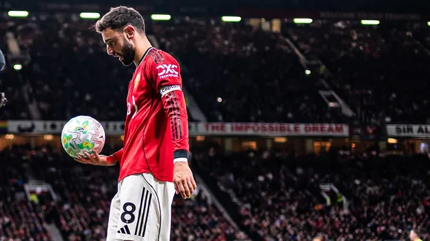 «Манчестер Юнайтед» близок к Лиге чемпионов: какие решения определят будущее клуба