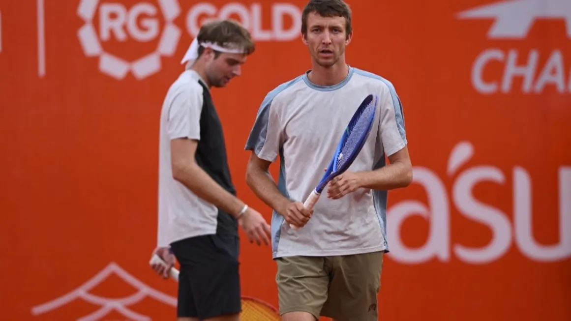 Григорий Ломакин вышел в четвертьфинал в Шымкенте: как сложился непростой старт фото на sportnews.kz от 30 апреля 2026 10:37