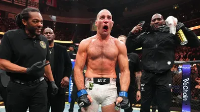 11 бессрочных дисквалификаций после UFC 328: какие бойцы ждут вердикта врачей