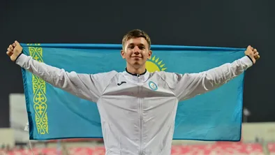 Казахстан взял семь медалей на ЧА: кто установил рекорд страны