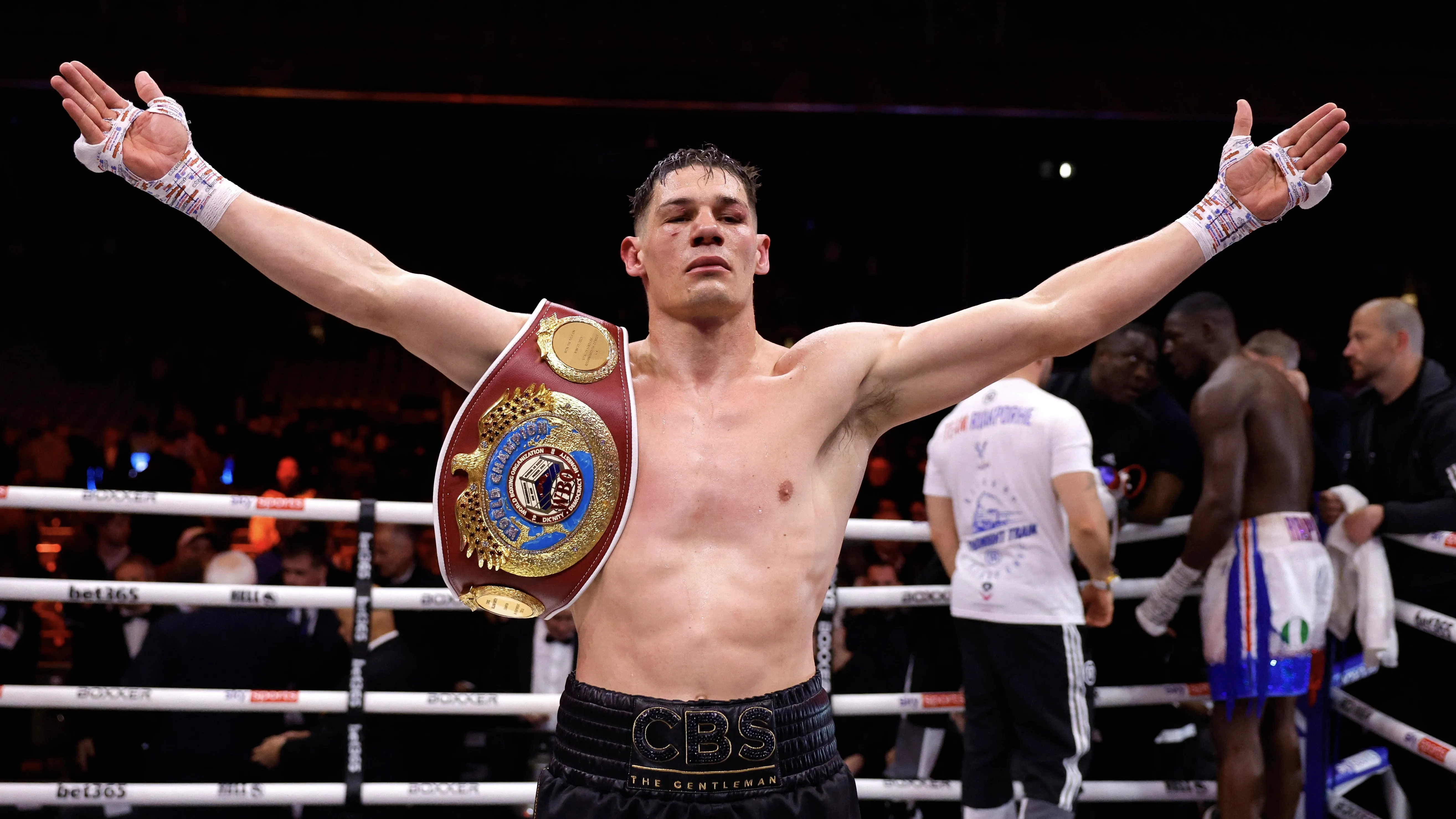 Zuffa Boxing дебютирует в Великобритании: почему ждут огненный бой фото на sportnews.kz от 04 июня 2026 13:38