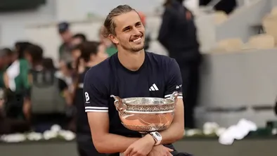 Пять сетов до мечты: Зверев впервые стал чемпионом Большого шлема
