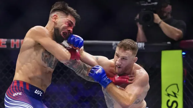 Не только пояс UFC: какую сумму получил Гейджи за историческую победу над Топурией