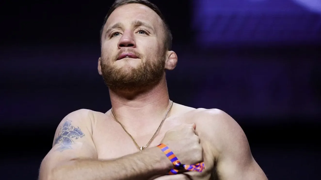 Джастин Гейджи стал главным претендентом на звание бойца года фото на sportnews.kz от 03 июля 2026 14:37
