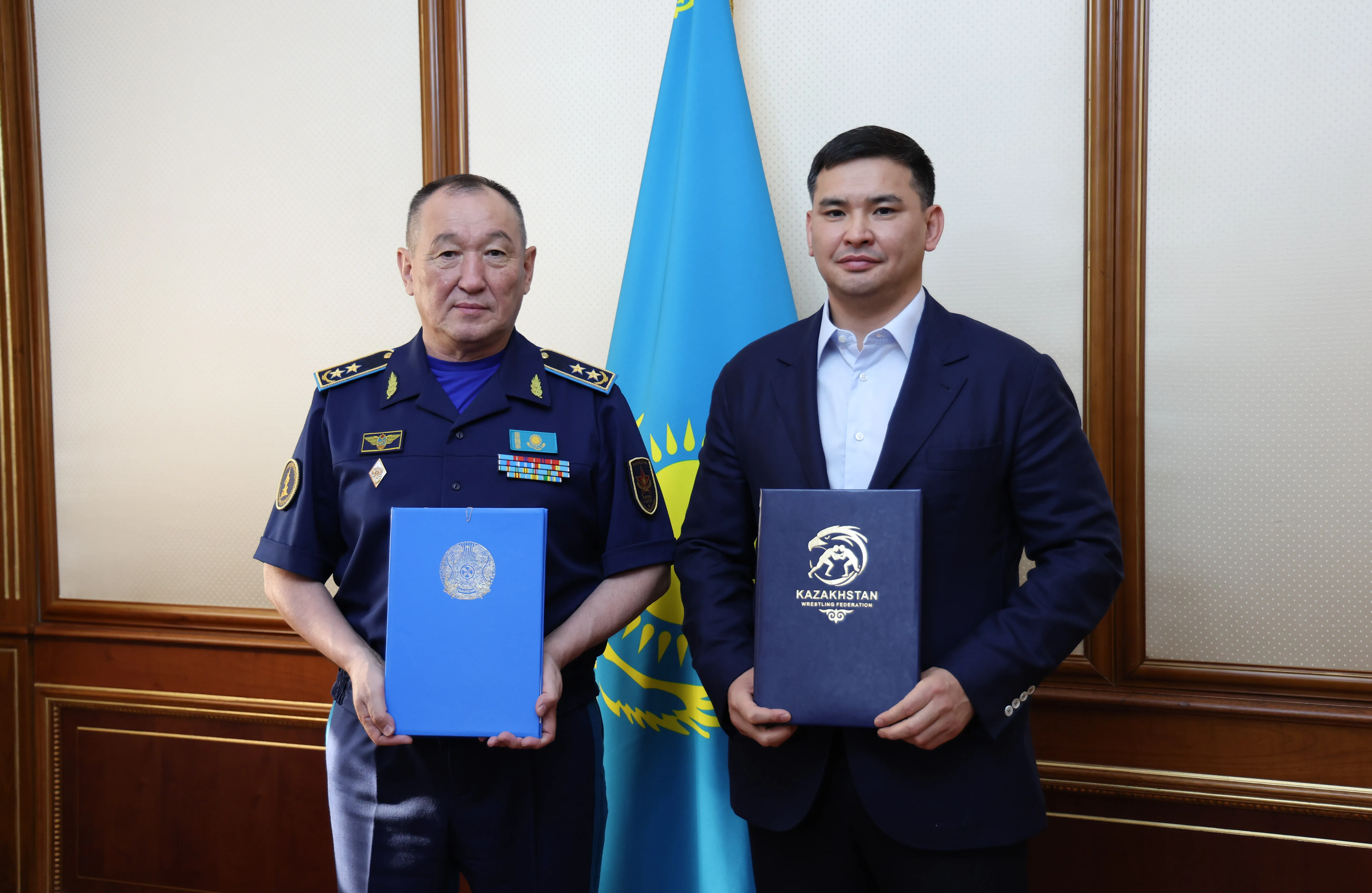 МО и федерация борьбы подпишут меморандум о поддержке атлетов фото на sportnews.kz от 31 июля 2026 10:05