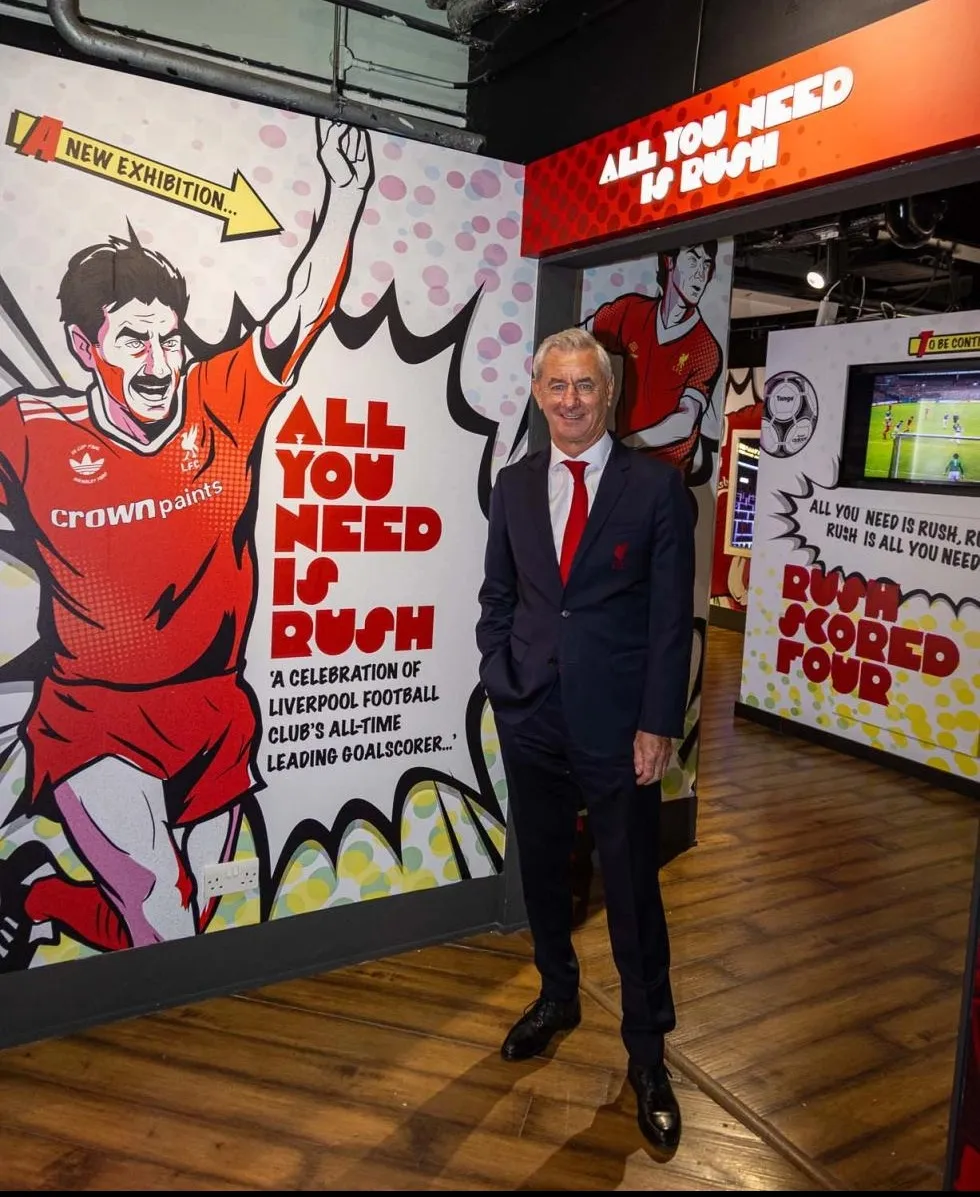 Легенда «Ливерпуля» Иан Раш на презентации выставки на «Энфилде» фото на sportnews.kz от 06 августа 2026 14:37