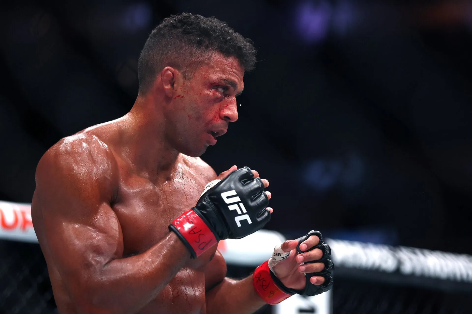 Эдсон Барбоза завершил карьеру в UFC после потери зрения на один глаз